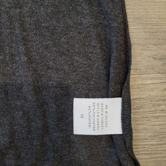 Soft Surrounding Gray Top with Brown Accents Size 1X - Picture 9 of 10